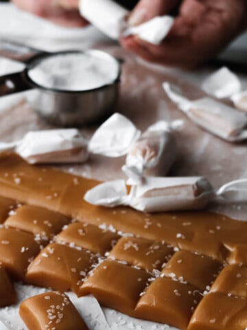 easy salted caramels at home