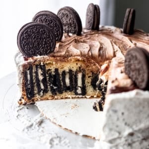 cake stuffed with Oreos