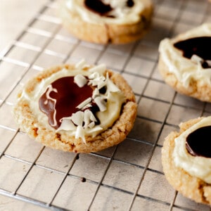 boston cream filled cookies